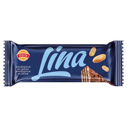 Lina with peanuts in milk chocolate